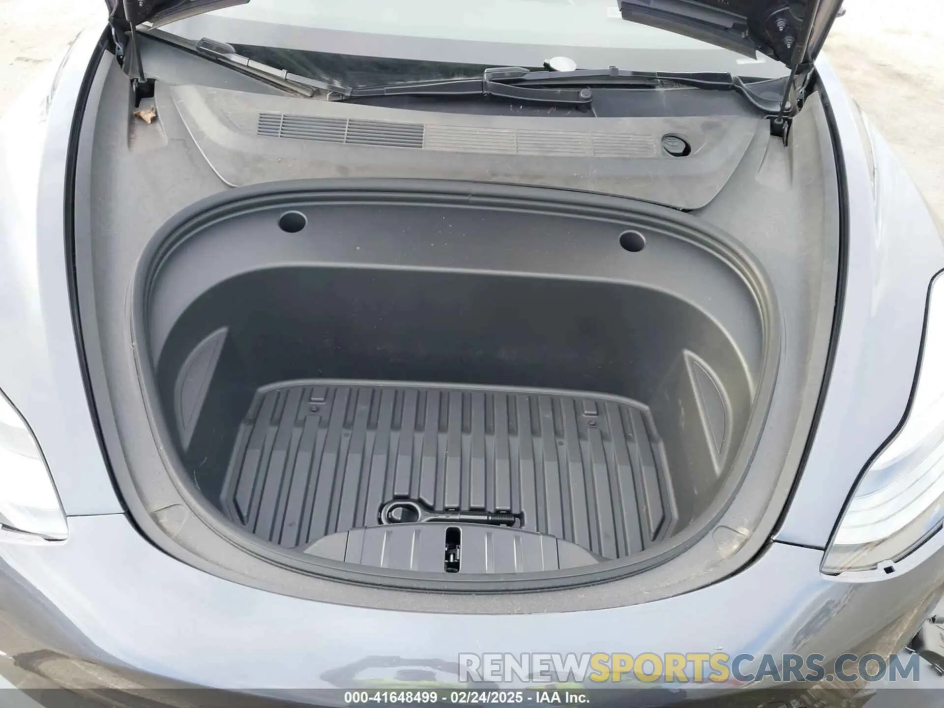 10 fotografías del automóvil dañado 5YJ3E1EC8PF683780 TESLA MODEL 3 2023