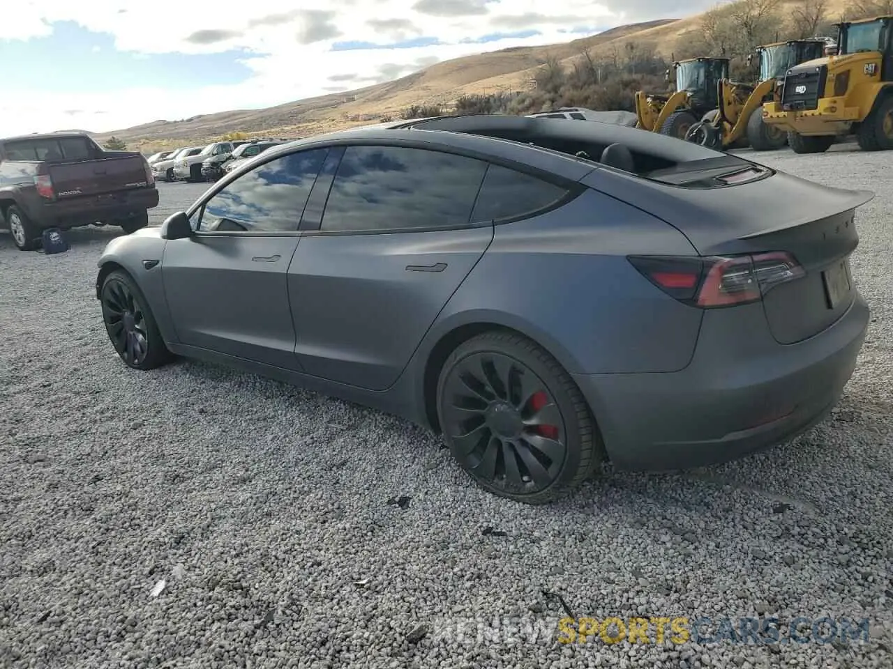 2 fotografías del automóvil dañado 5YJ3E1EC9PF603256 TESLA MODEL 3 2023