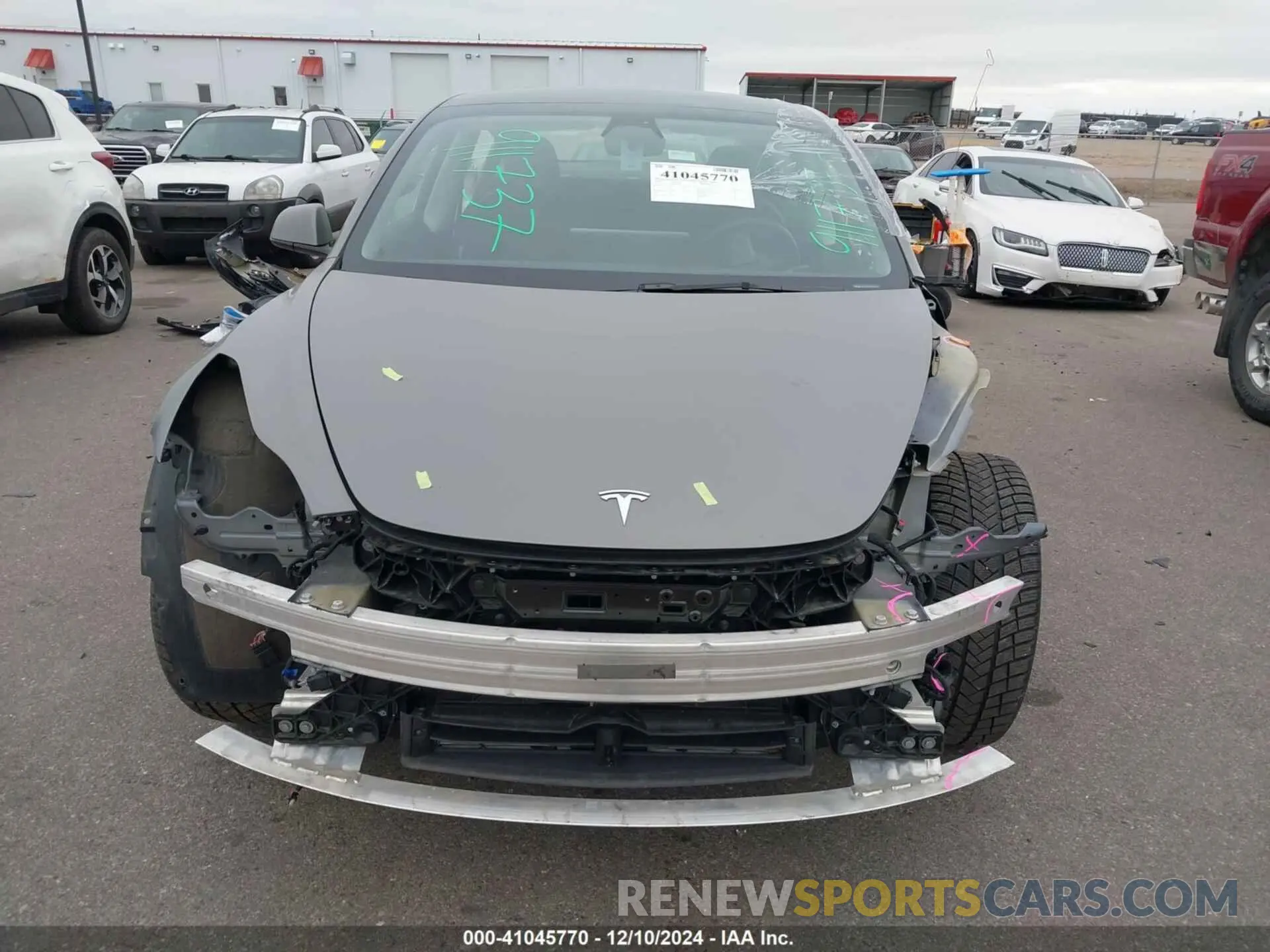 13 fotografías del automóvil dañado 5YJ3E1ECXPF398935 TESLA MODEL 3 2023