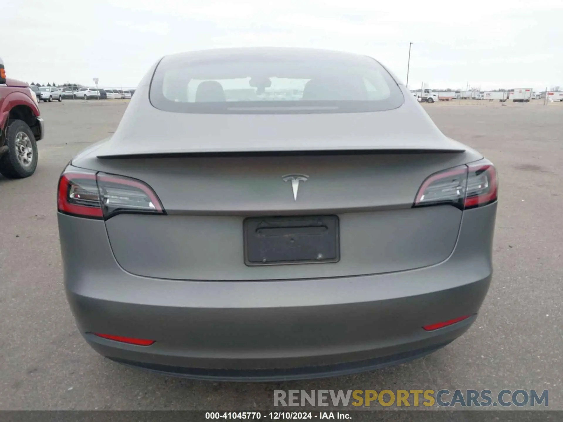17 fotografías del automóvil dañado 5YJ3E1ECXPF398935 TESLA MODEL 3 2023