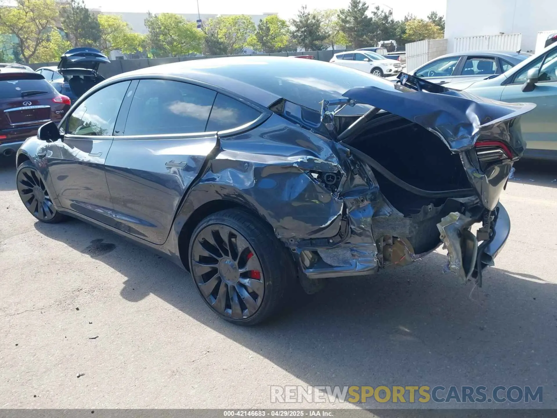 3 fotografías del automóvil dañado 5YJ3E1ECXPF410212 TESLA MODEL 3 2023