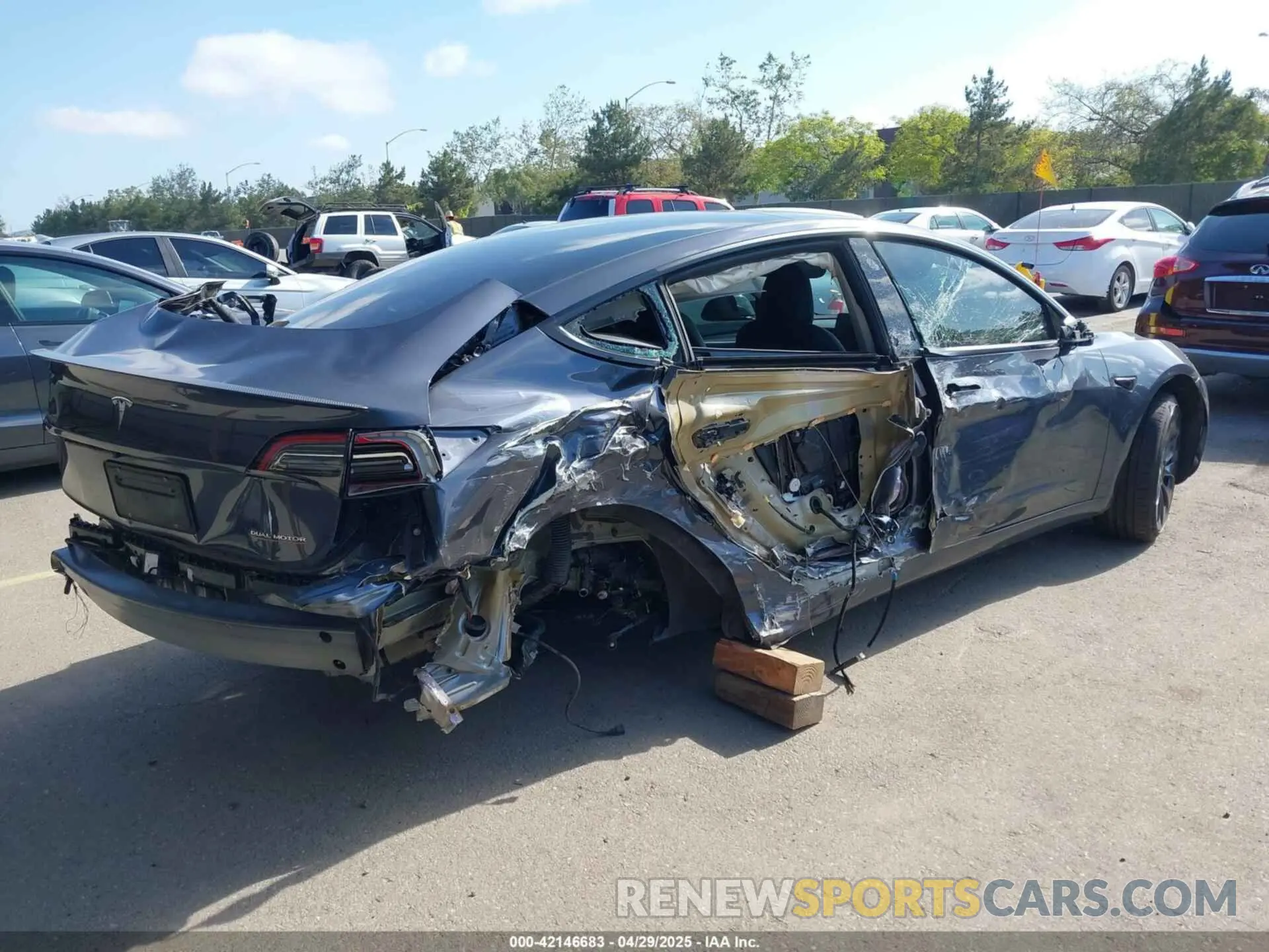 4 fotografías del automóvil dañado 5YJ3E1ECXPF410212 TESLA MODEL 3 2023