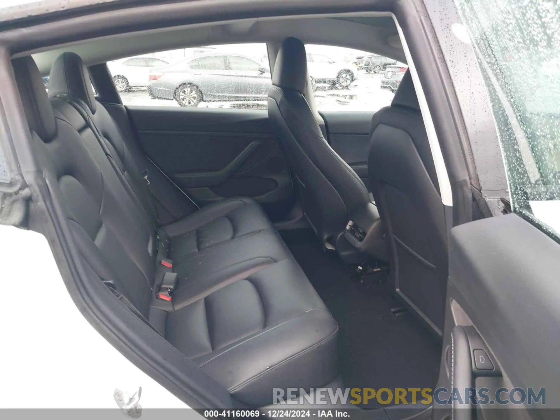 8 fotografías del automóvil dañado 5YJ3E1ECXPF582174 TESLA MODEL 3 2023