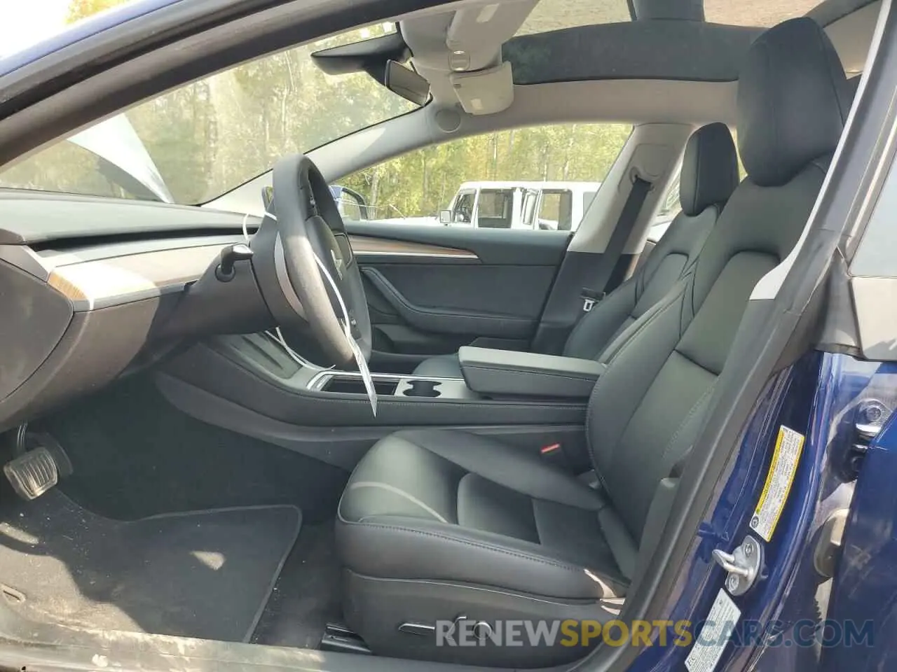 7 fotografías del automóvil dañado LRW3E1FA4PC920949 TESLA MODEL 3 2023