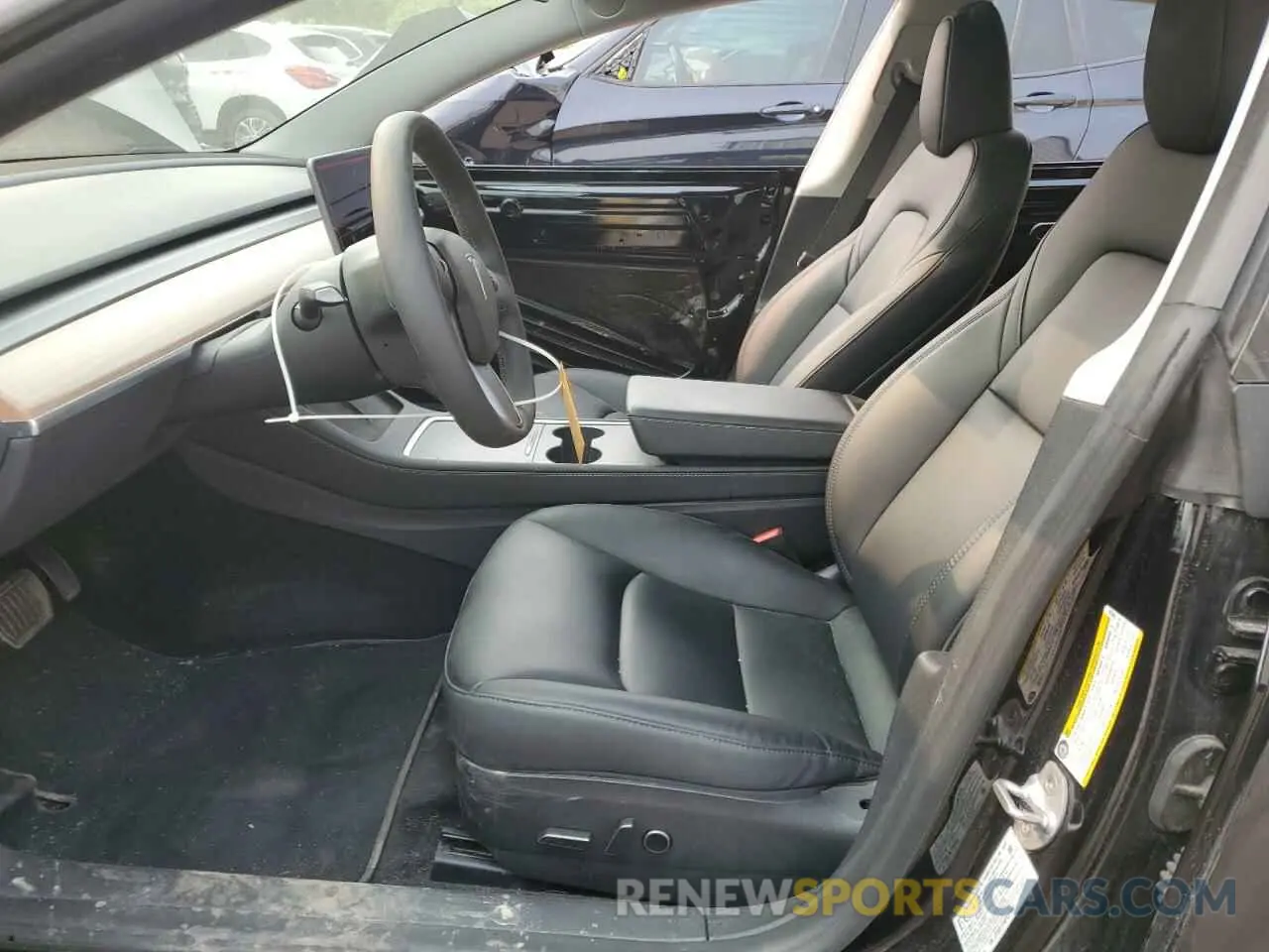 7 fotografías del automóvil dañado LRW3E1FA8PC875661 TESLA MODEL 3 2023