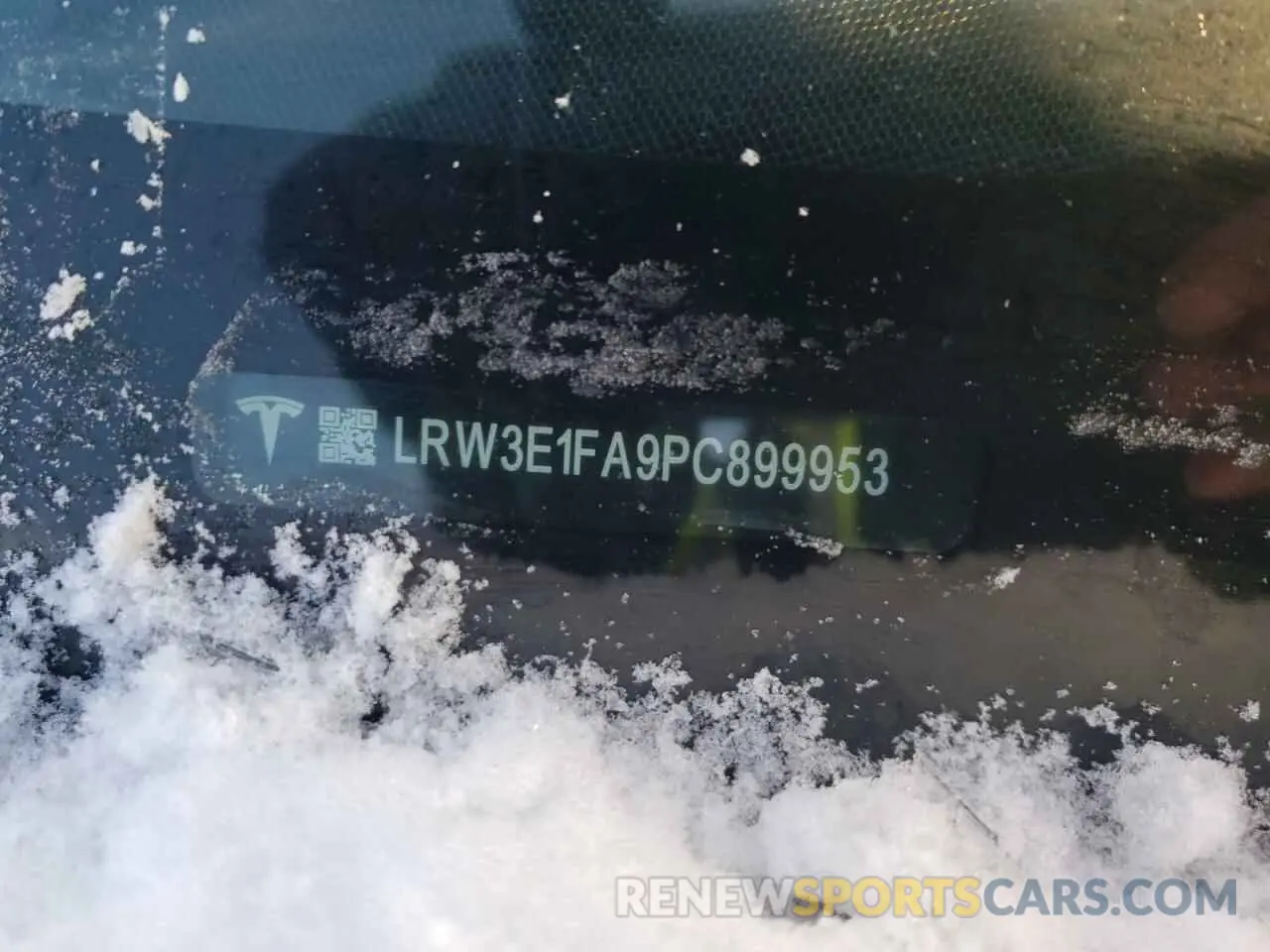13 fotografías del automóvil dañado LRW3E1FA9PC899953 TESLA MODEL 3 2023