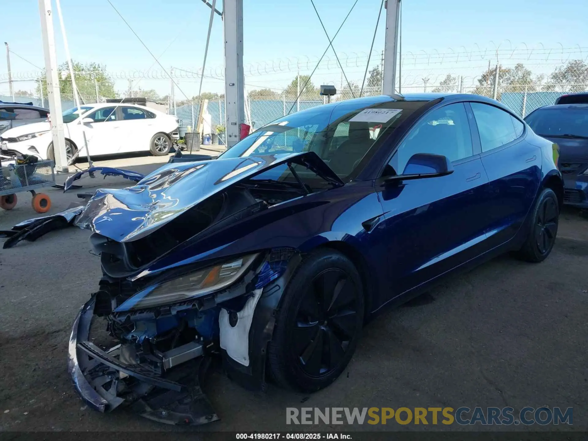 2 fotografías del automóvil dañado 5YJ3E1EA0RF745089 TESLA MODEL 3 2024