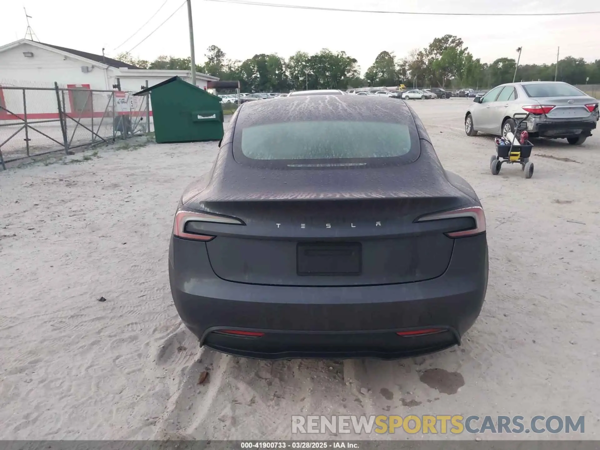 17 fotografías del automóvil dañado 5YJ3E1EA0RF748588 TESLA MODEL 3 2024