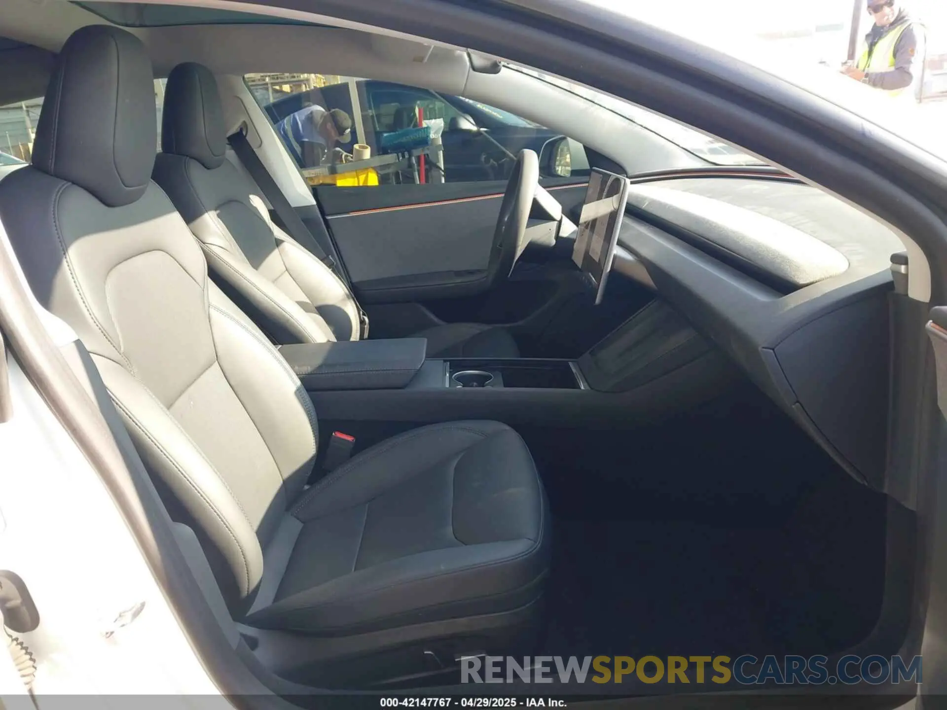 5 fotografías del automóvil dañado 5YJ3E1EA0RF752172 TESLA MODEL 3 2024
