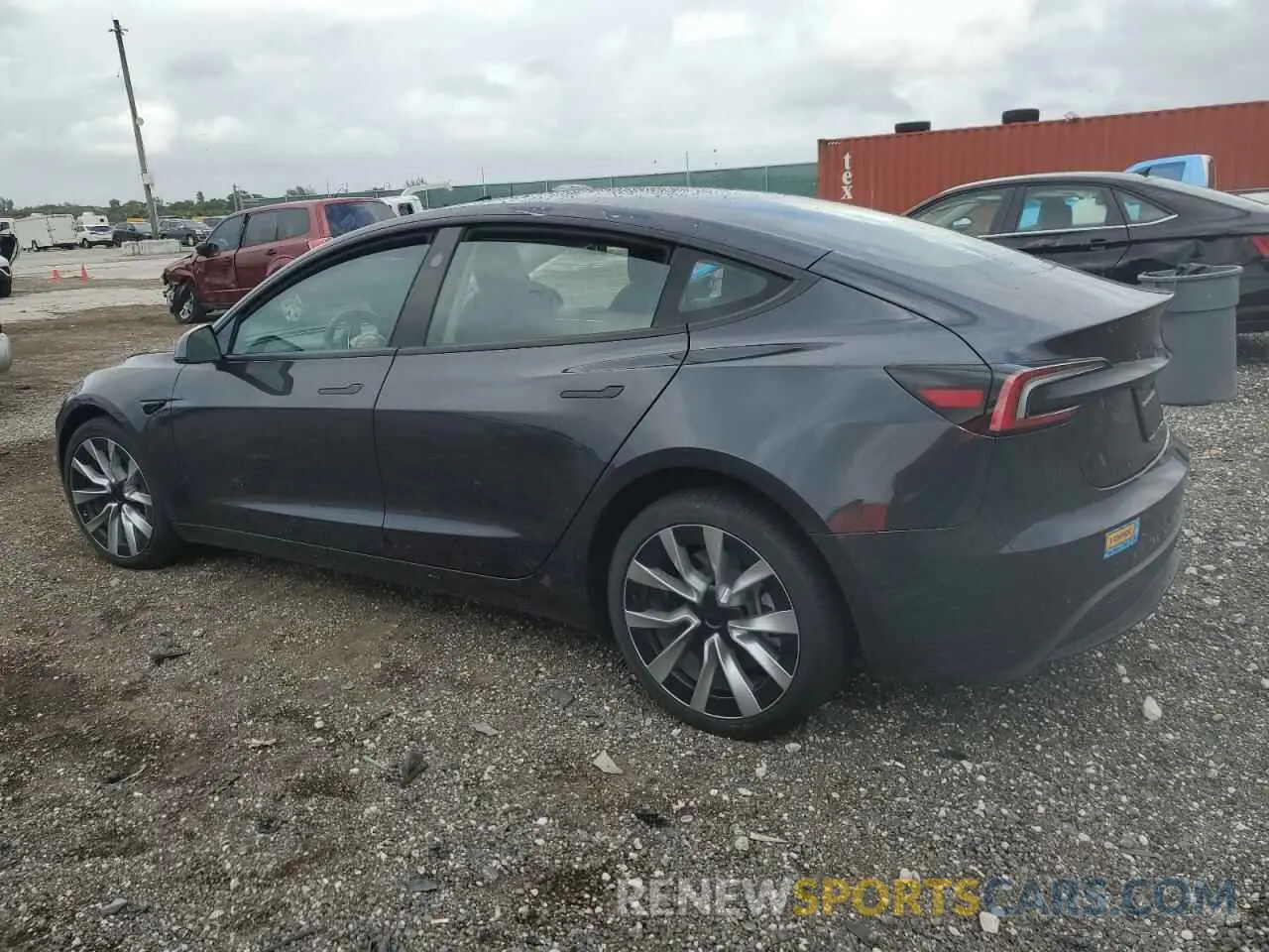 2 fotografías del automóvil dañado 5YJ3E1EA0RF768601 TESLA MODEL 3 2024