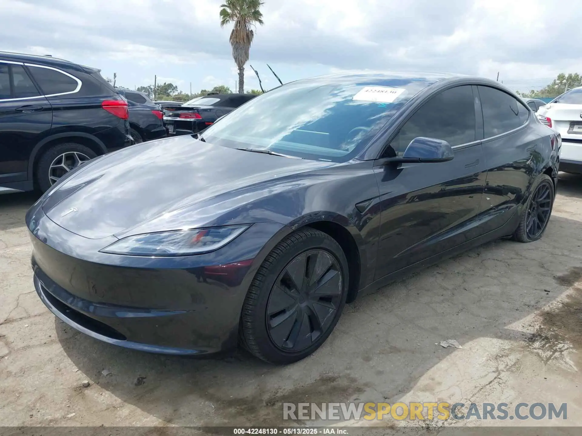 2 fotografías del automóvil dañado 5YJ3E1EA0RF782725 TESLA MODEL 3 2024