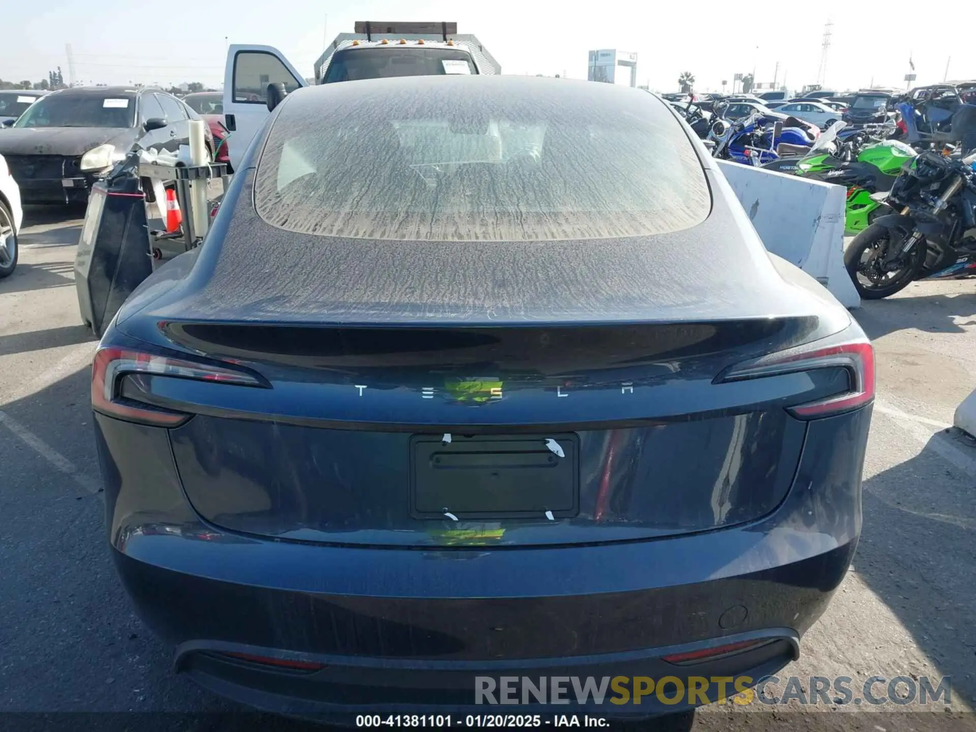 16 fotografías del automóvil dañado 5YJ3E1EA1RF745909 TESLA MODEL 3 2024
