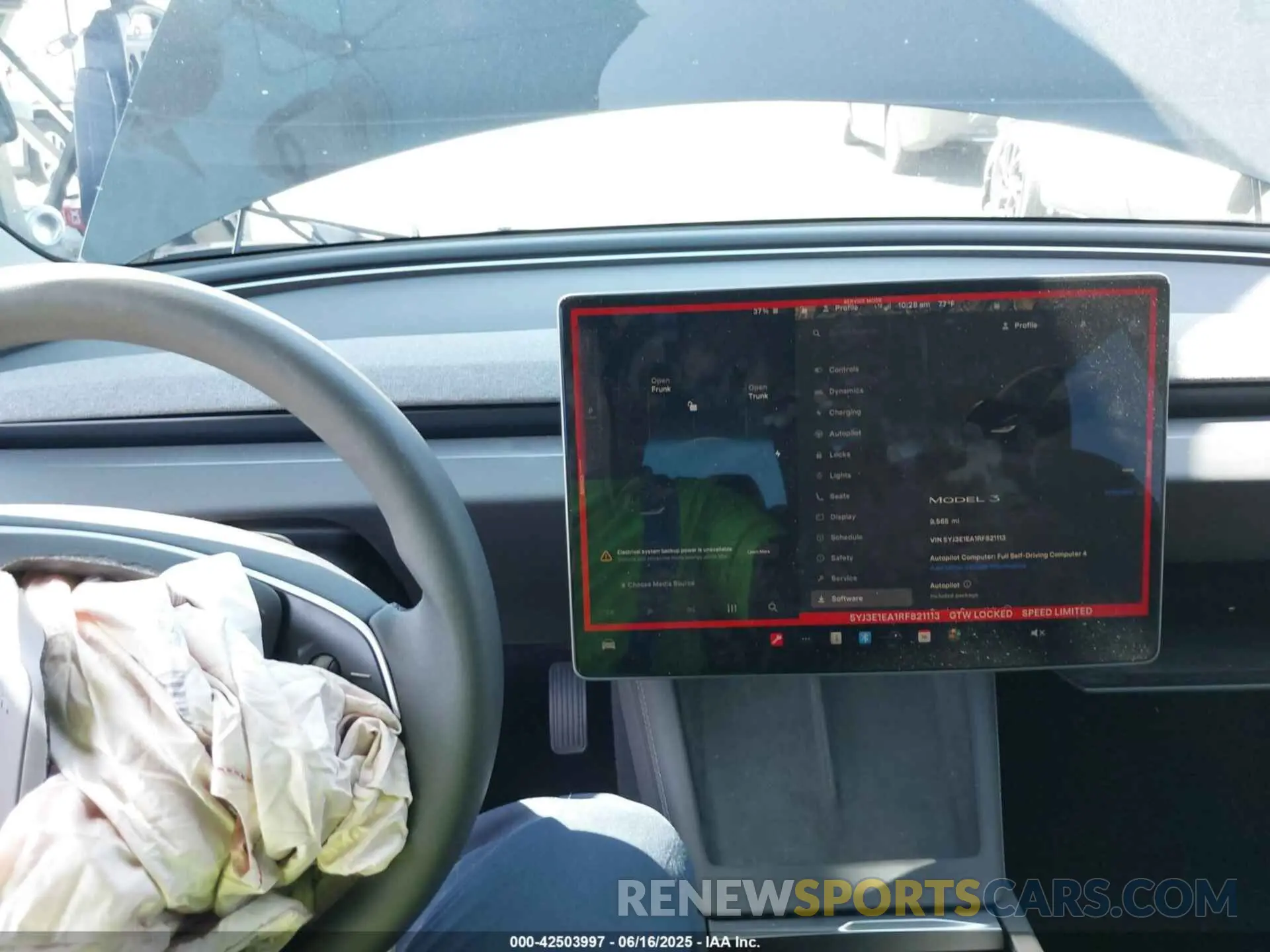 19 fotografías del automóvil dañado 5YJ3E1EA1RF821113 TESLA MODEL 3 2024