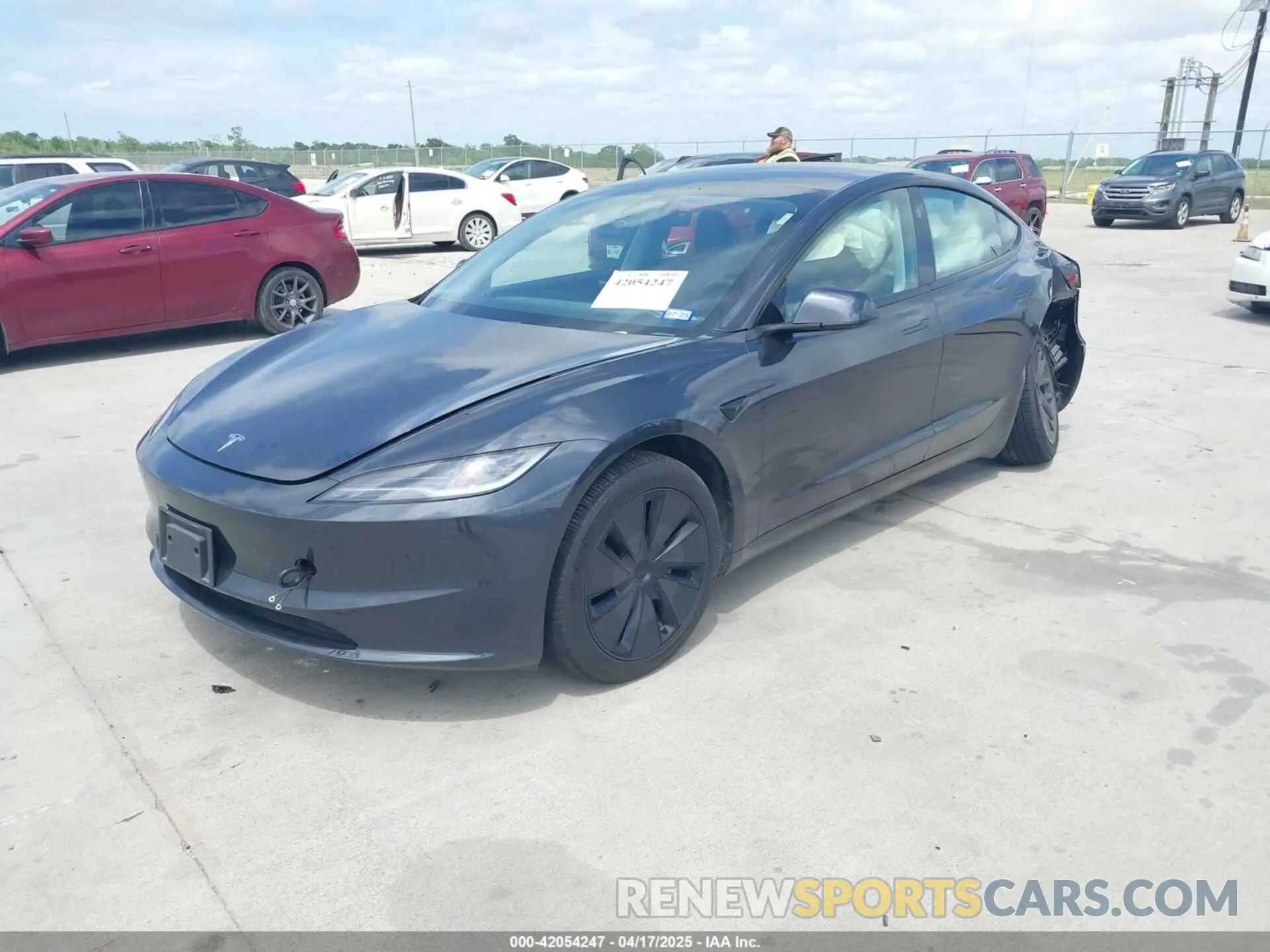 2 fotografías del automóvil dañado 5YJ3E1EA2RF763254 TESLA MODEL 3 2024