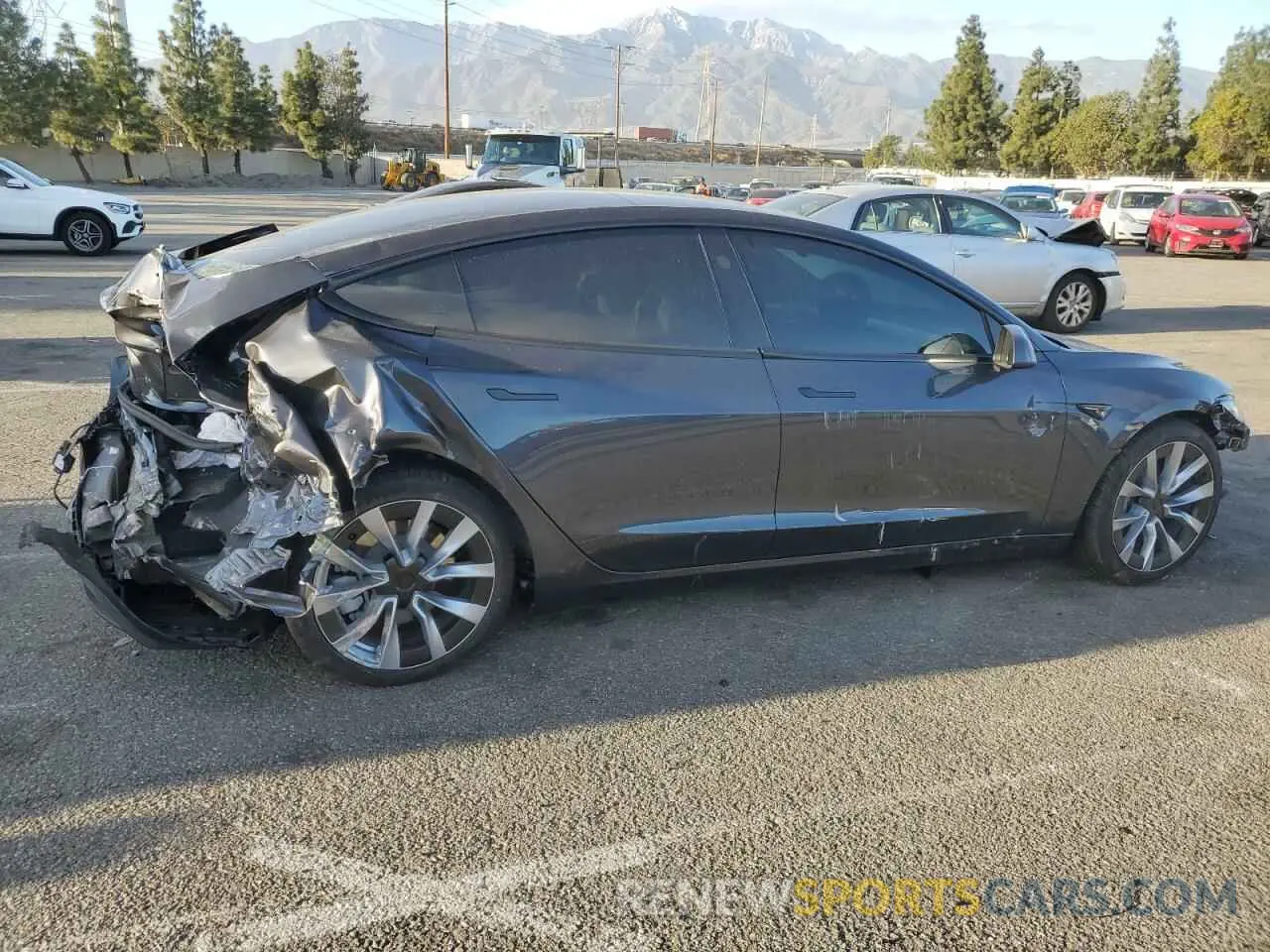 3 fotografías del automóvil dañado 5YJ3E1EA2RF789563 TESLA MODEL 3 2024