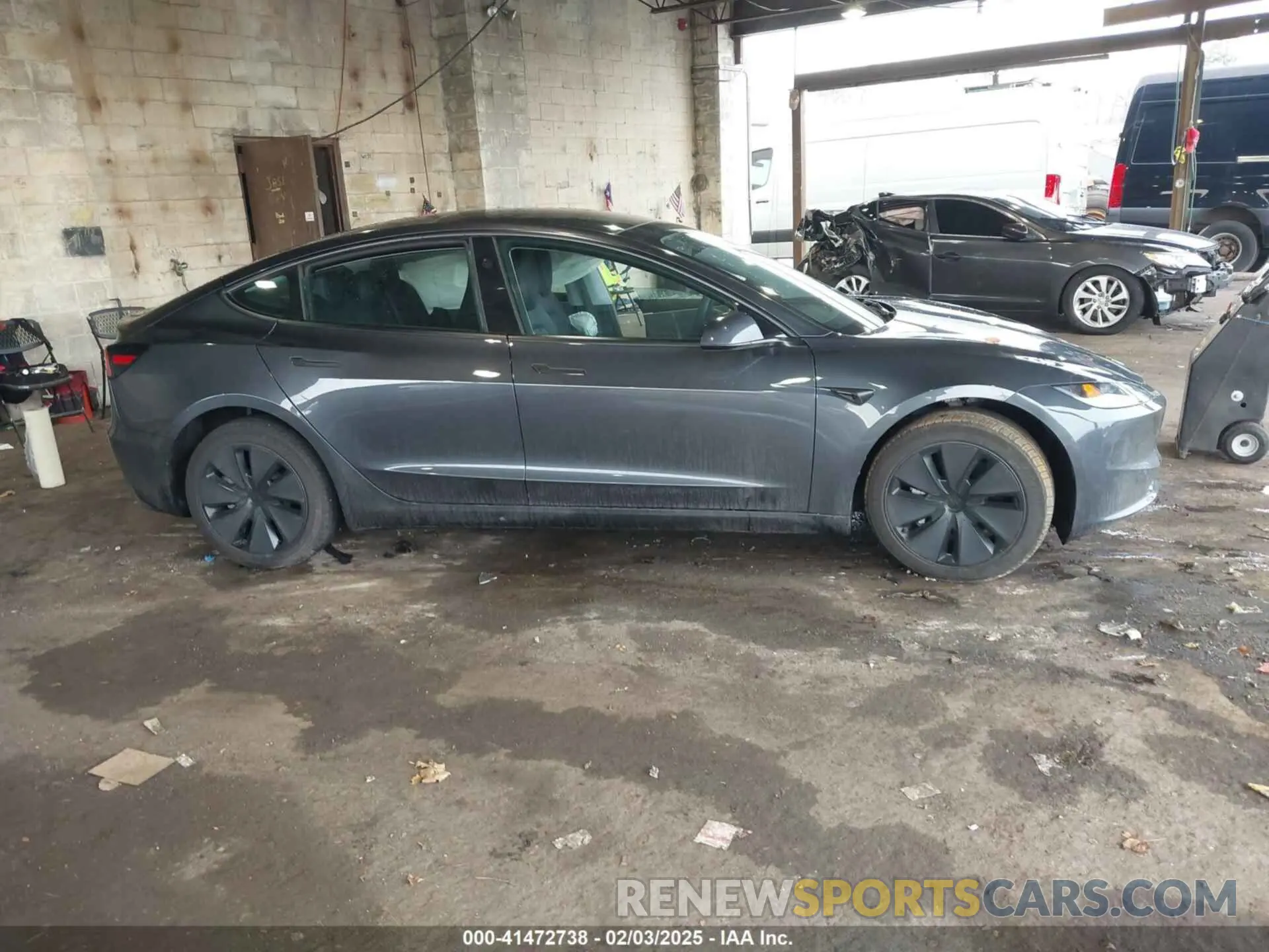 12 fotografías del automóvil dañado 5YJ3E1EA2RF847591 TESLA MODEL 3 2024