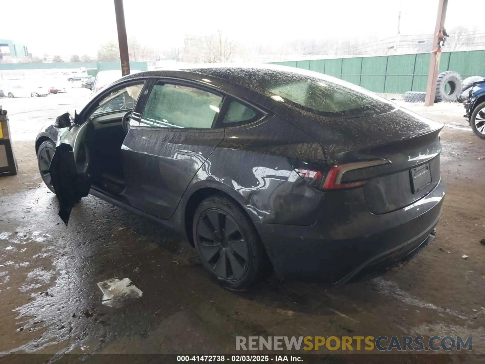 3 fotografías del automóvil dañado 5YJ3E1EA2RF847591 TESLA MODEL 3 2024