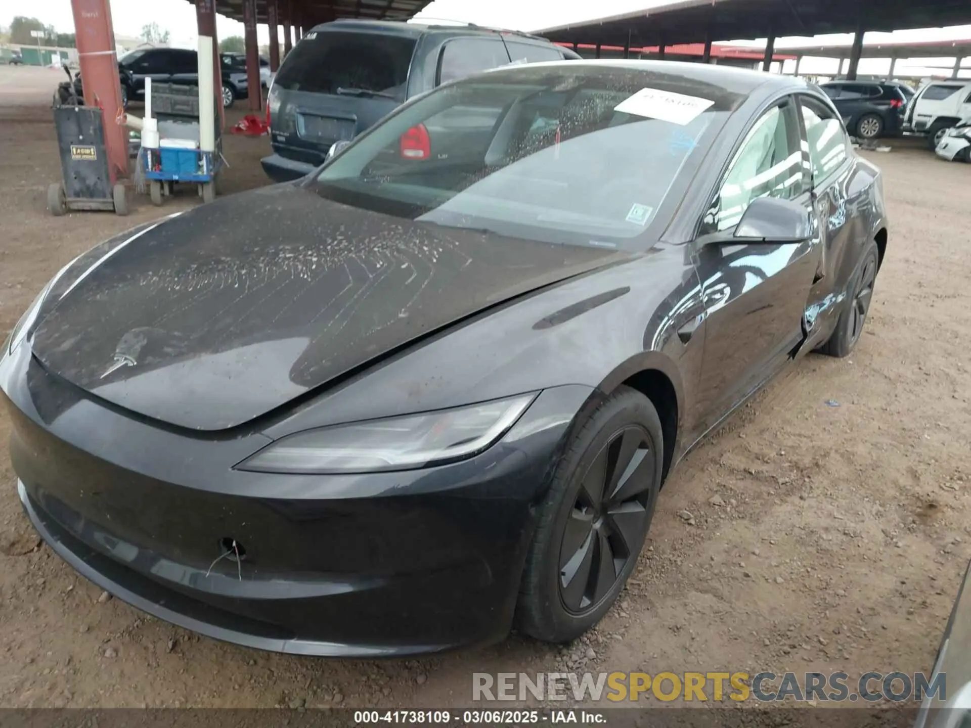 2 fotografías del automóvil dañado 5YJ3E1EA3RF771010 TESLA MODEL 3 2024