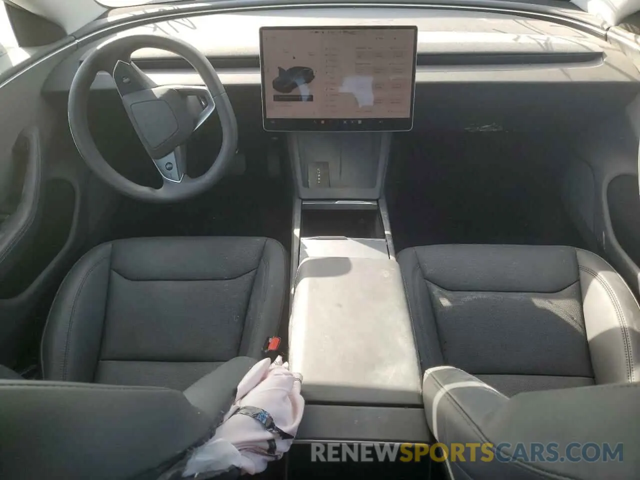 8 fotografías del automóvil dañado 5YJ3E1EA3RF784534 TESLA MODEL 3 2024
