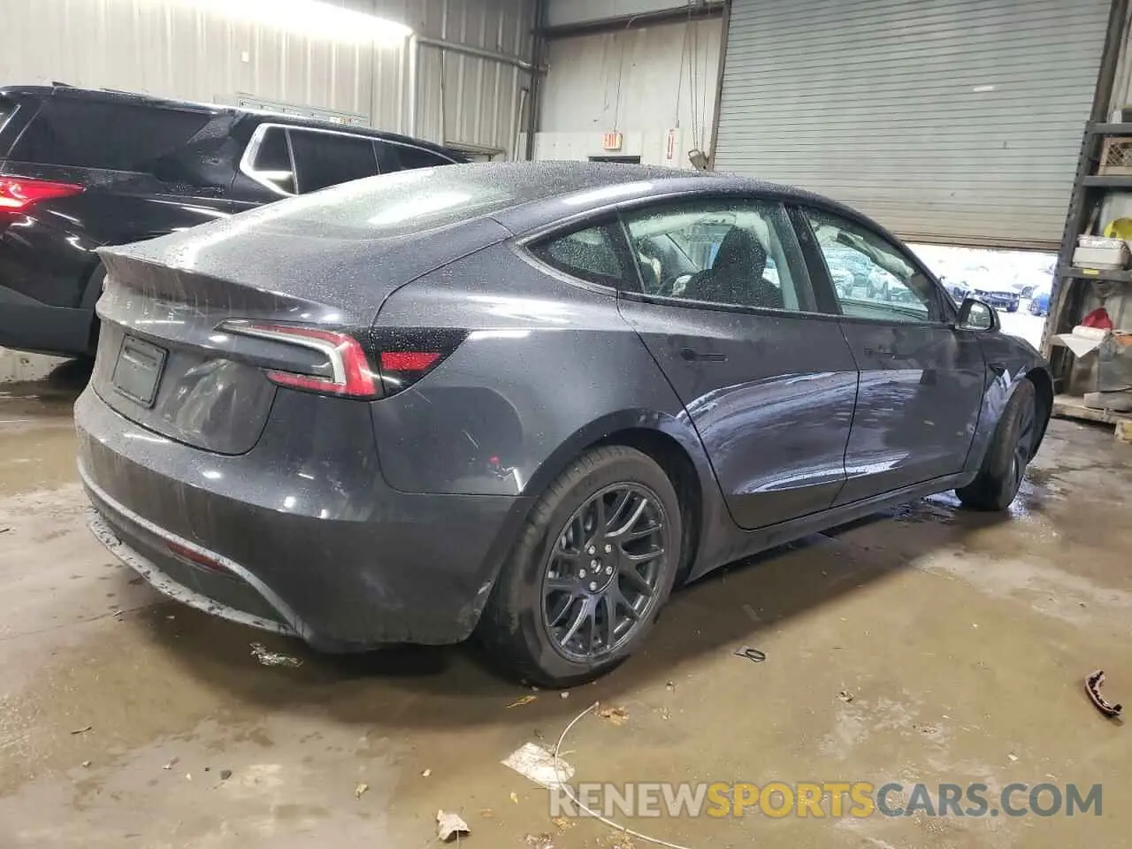 3 fotografías del automóvil dañado 5YJ3E1EA3RF836910 TESLA MODEL 3 2024