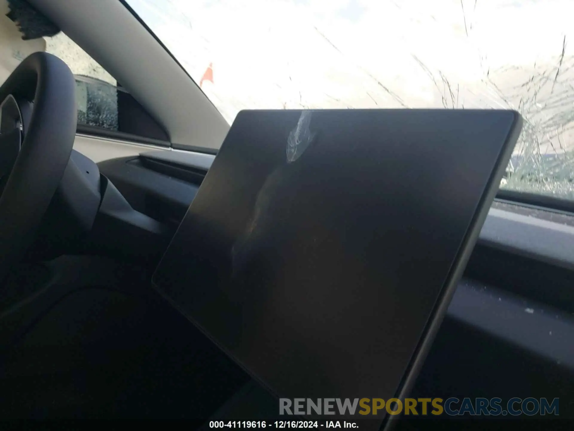 16 fotografías del automóvil dañado 5YJ3E1EA3RF865095 TESLA MODEL 3 2024