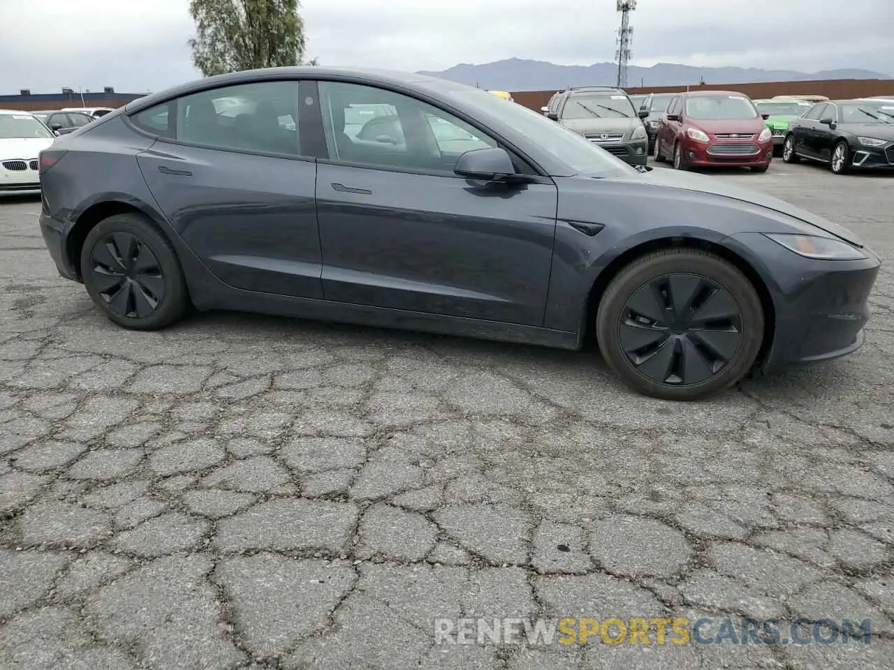 4 fotografías del automóvil dañado 5YJ3E1EA3RF867137 TESLA MODEL 3 2024