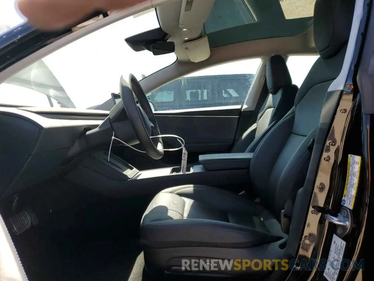7 fotografías del automóvil dañado 5YJ3E1EA3RF872810 TESLA MODEL 3 2024