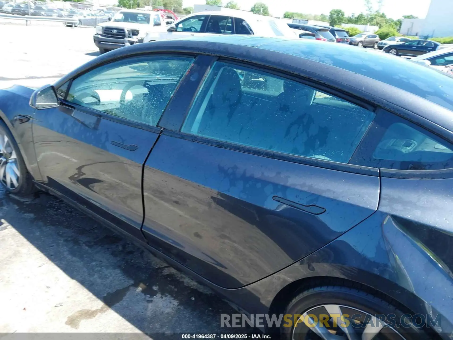 15 fotografías del automóvil dañado 5YJ3E1EA4RF735729 TESLA MODEL 3 2024