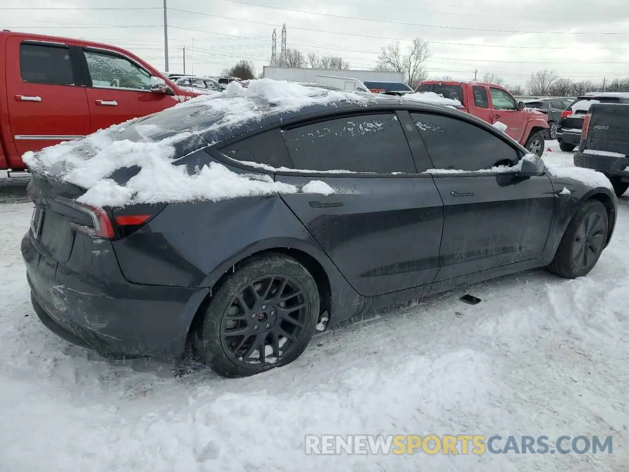 3 fotografías del automóvil dañado 5YJ3E1EA4RF740140 TESLA MODEL 3 2024
