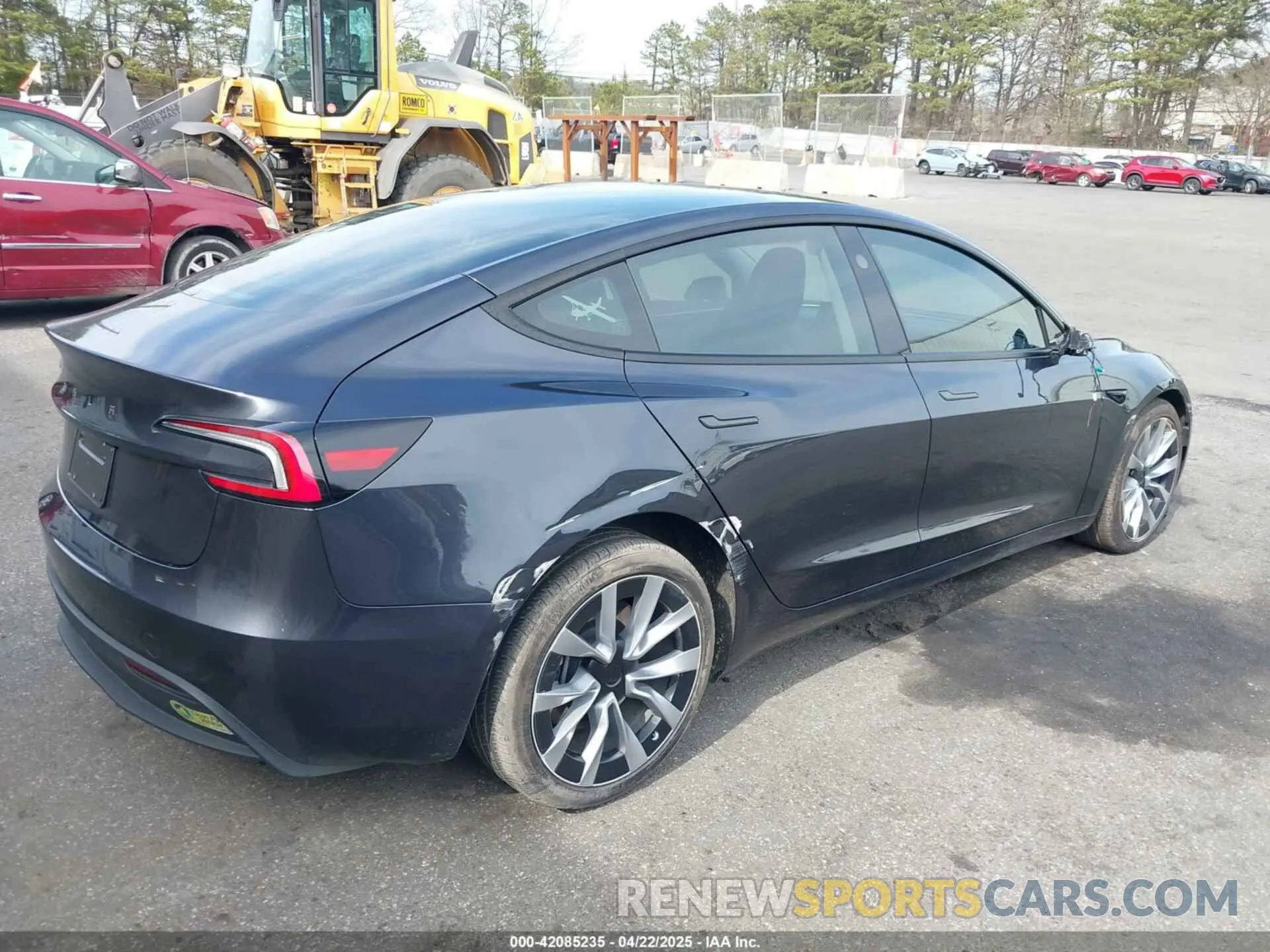 4 fotografías del automóvil dañado 5YJ3E1EA4RF742745 TESLA MODEL 3 2024