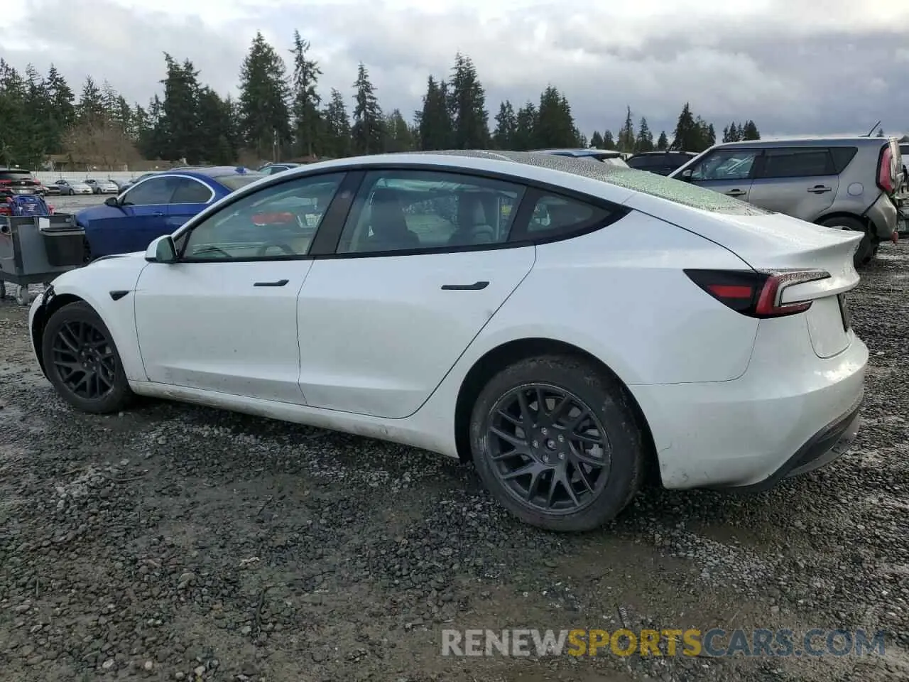 2 fotografías del automóvil dañado 5YJ3E1EA4RF745841 TESLA MODEL 3 2024