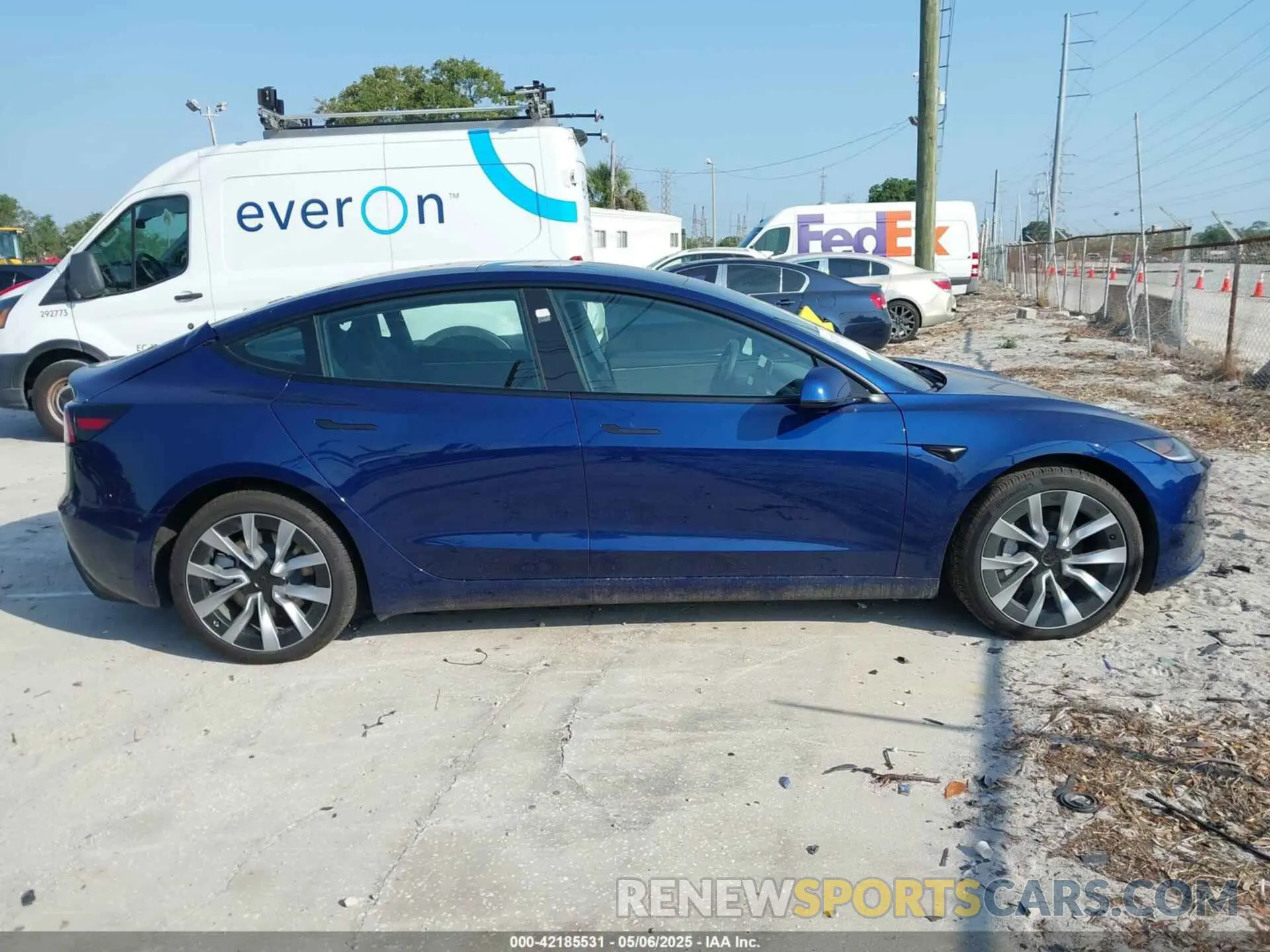 12 fotografías del automóvil dañado 5YJ3E1EA4RF751347 TESLA MODEL 3 2024