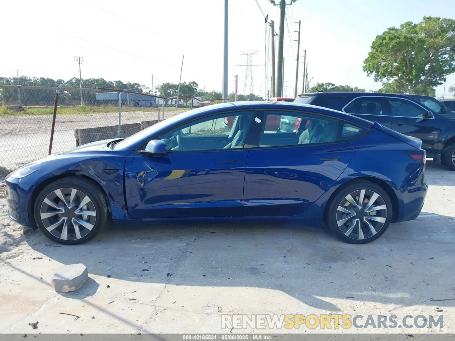 13 fotografías del automóvil dañado 5YJ3E1EA4RF751347 TESLA MODEL 3 2024