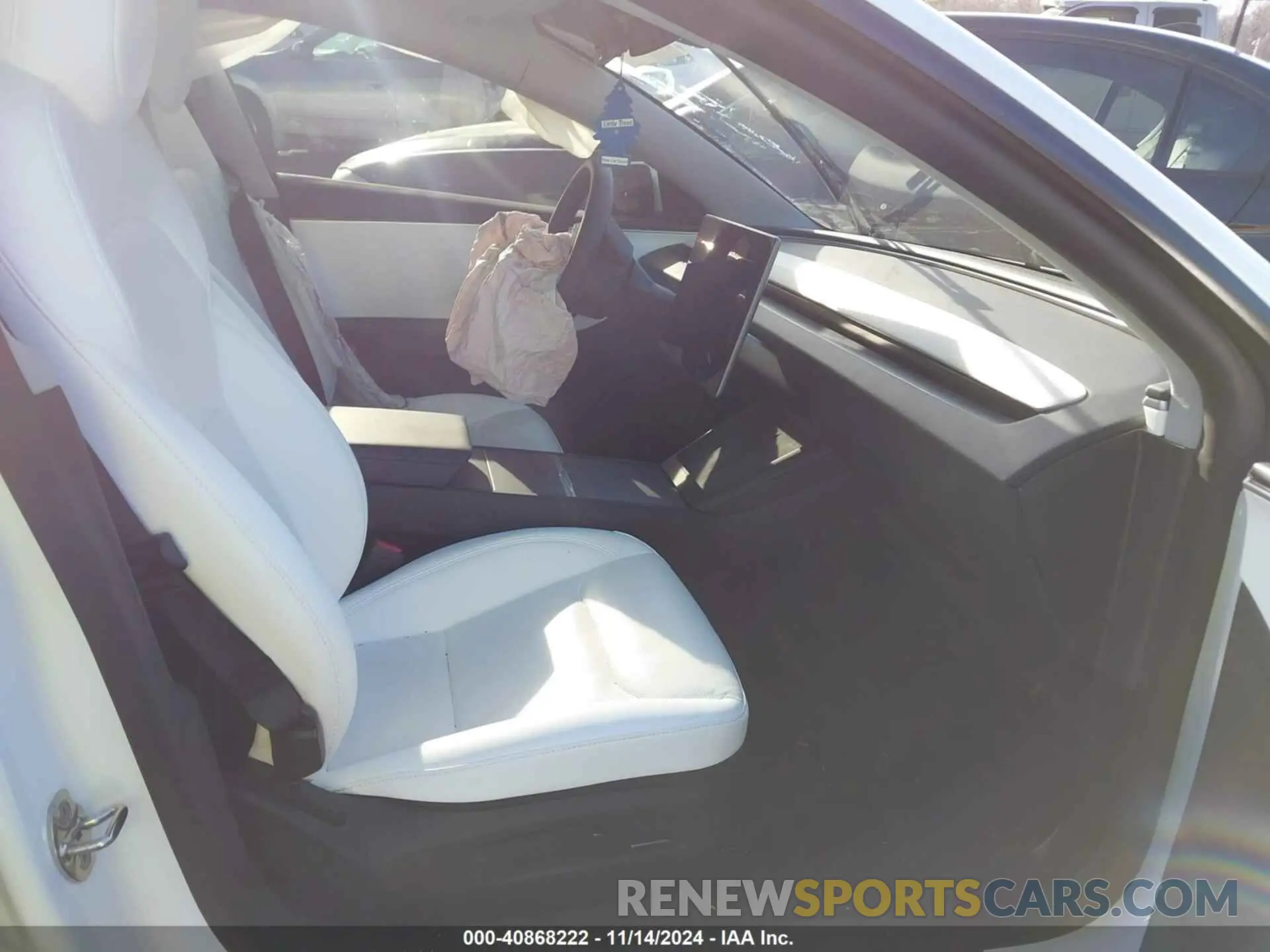 5 fotografías del automóvil dañado 5YJ3E1EA4RF849567 TESLA MODEL 3 2024