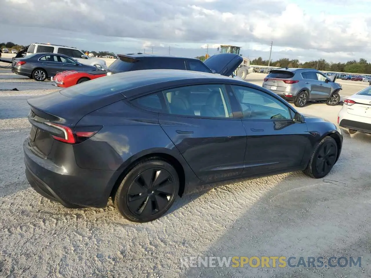 3 fotografías del automóvil dañado 5YJ3E1EA4RF871956 TESLA MODEL 3 2024