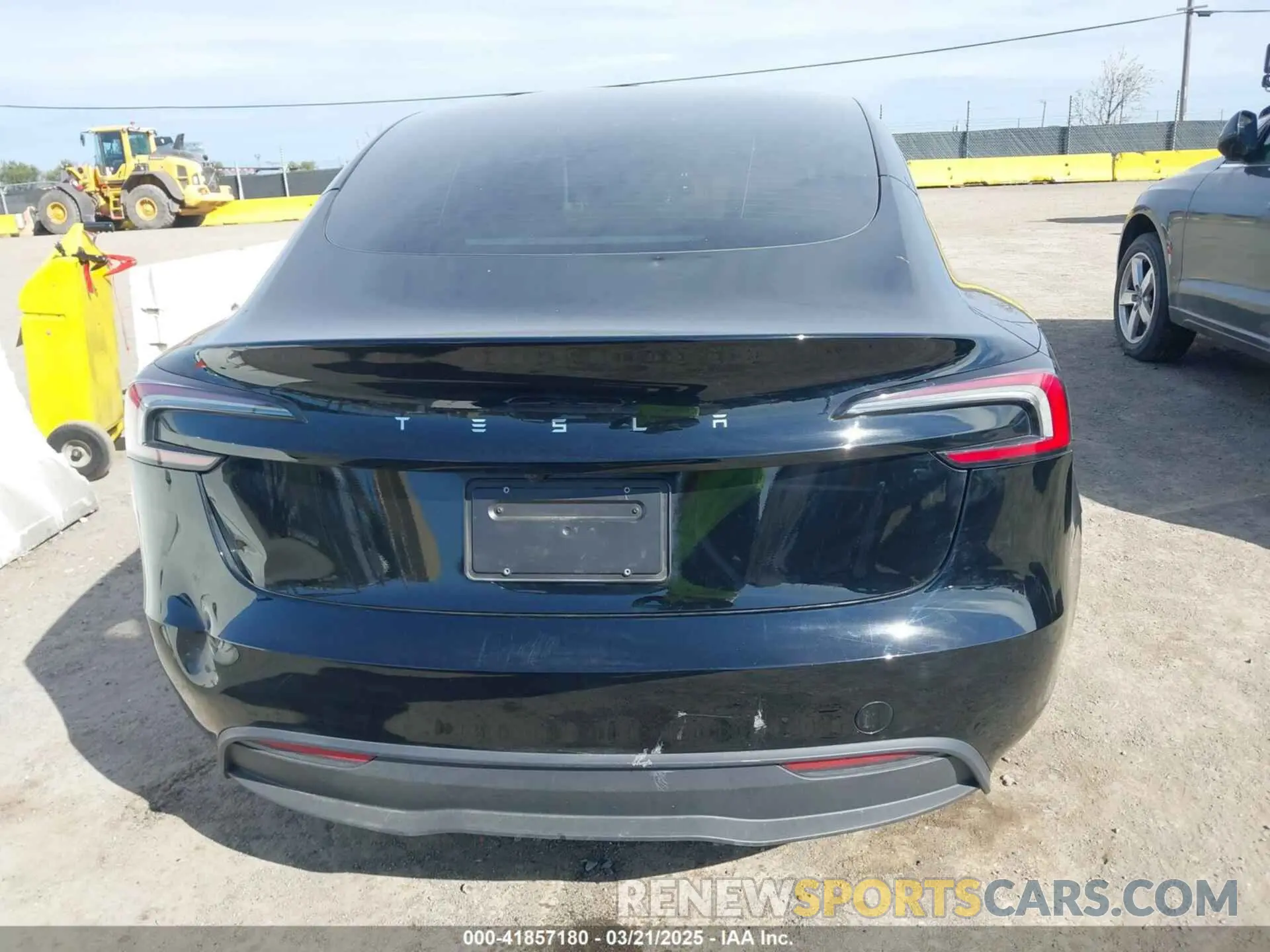 17 fotografías del automóvil dañado 5YJ3E1EA5RF716946 TESLA MODEL 3 2024