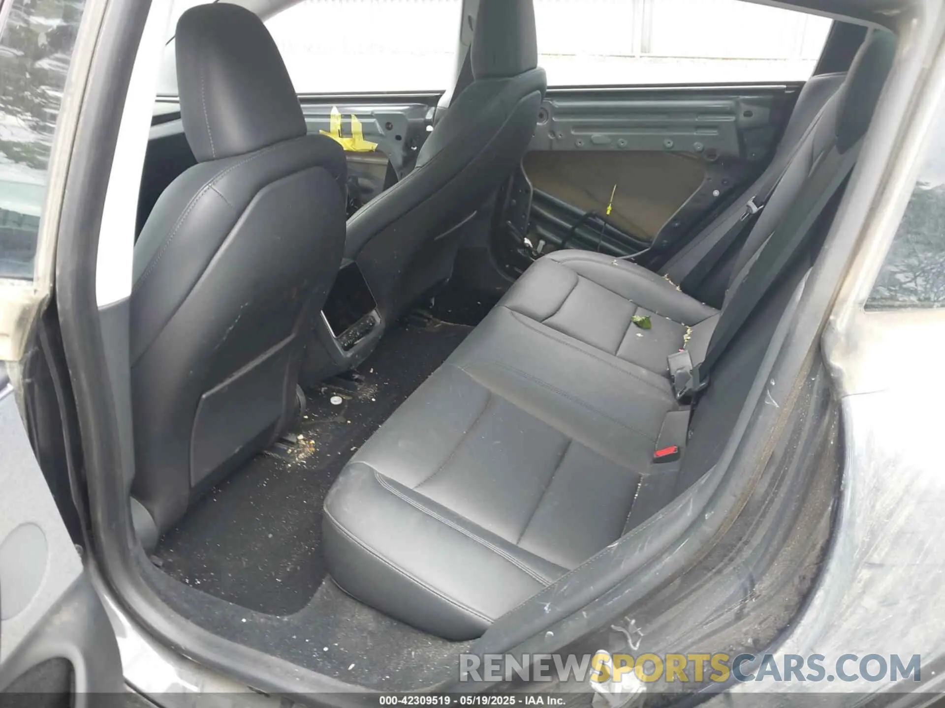8 fotografías del automóvil dañado 5YJ3E1EA5RF722519 TESLA MODEL 3 2024