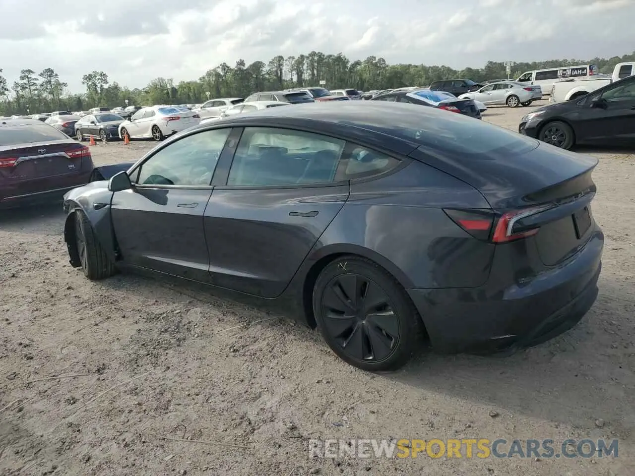 2 fotografías del automóvil dañado 5YJ3E1EA5RF741345 TESLA MODEL 3 2024