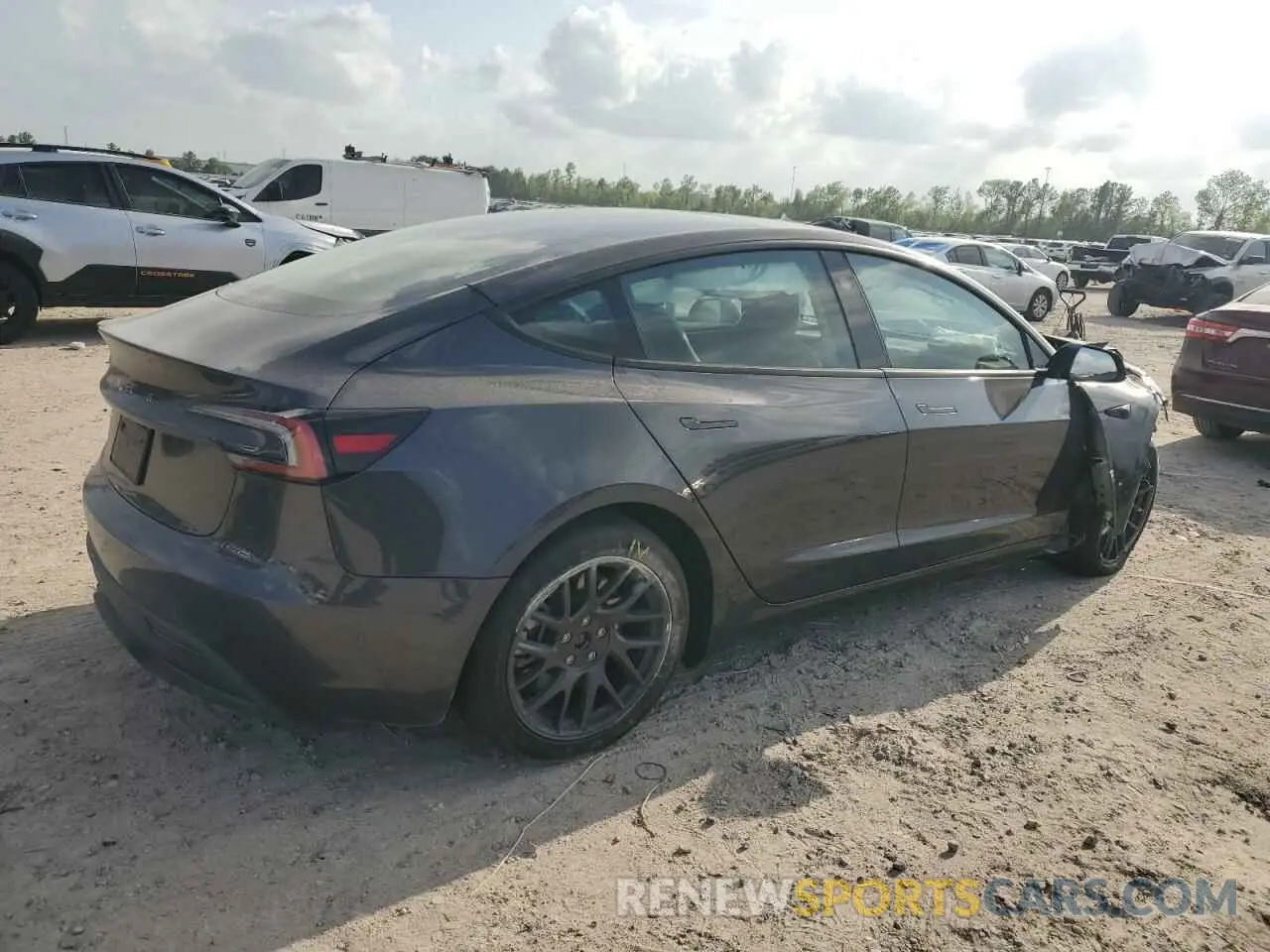 3 fotografías del automóvil dañado 5YJ3E1EA5RF741345 TESLA MODEL 3 2024