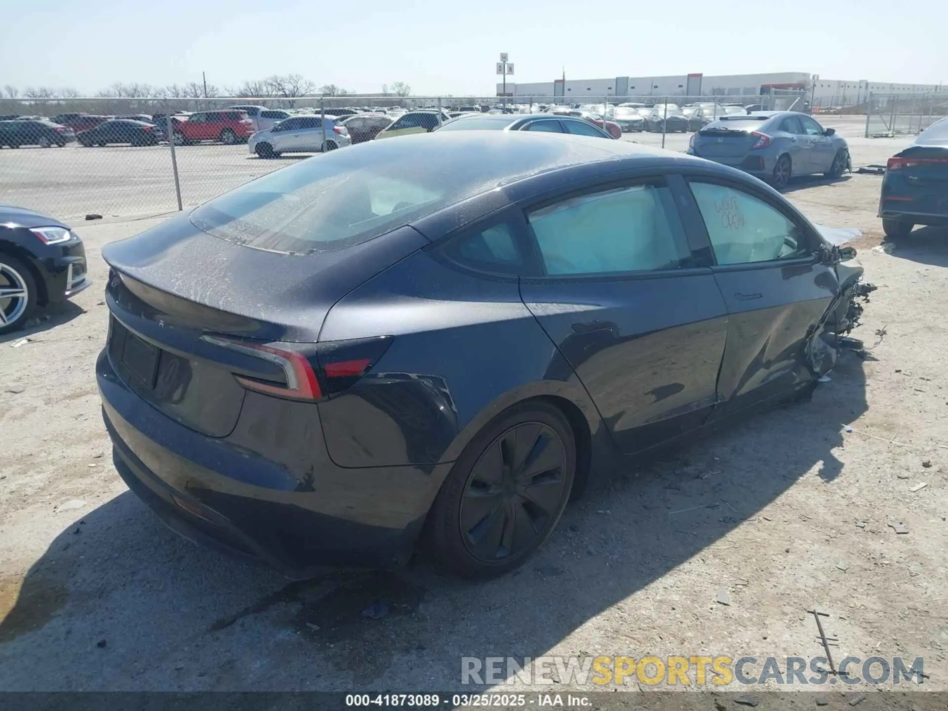 4 fotografías del automóvil dañado 5YJ3E1EA5RF843972 TESLA MODEL 3 2024