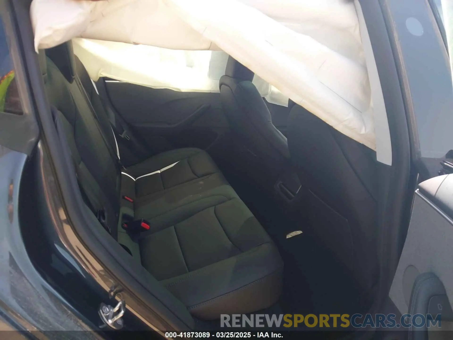 8 fotografías del automóvil dañado 5YJ3E1EA5RF843972 TESLA MODEL 3 2024