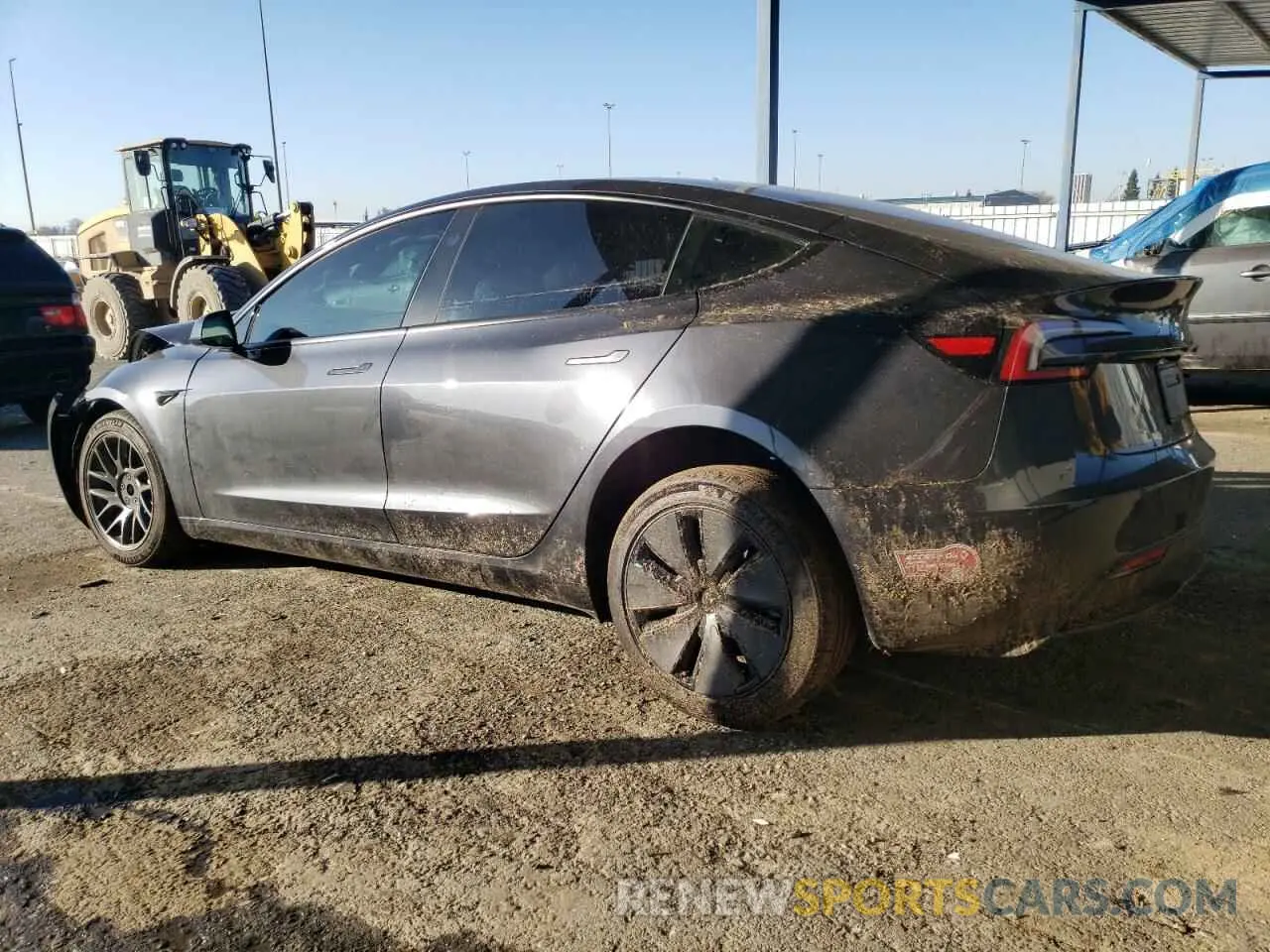 2 fotografías del automóvil dañado 5YJ3E1EA5RF846628 TESLA MODEL 3 2024