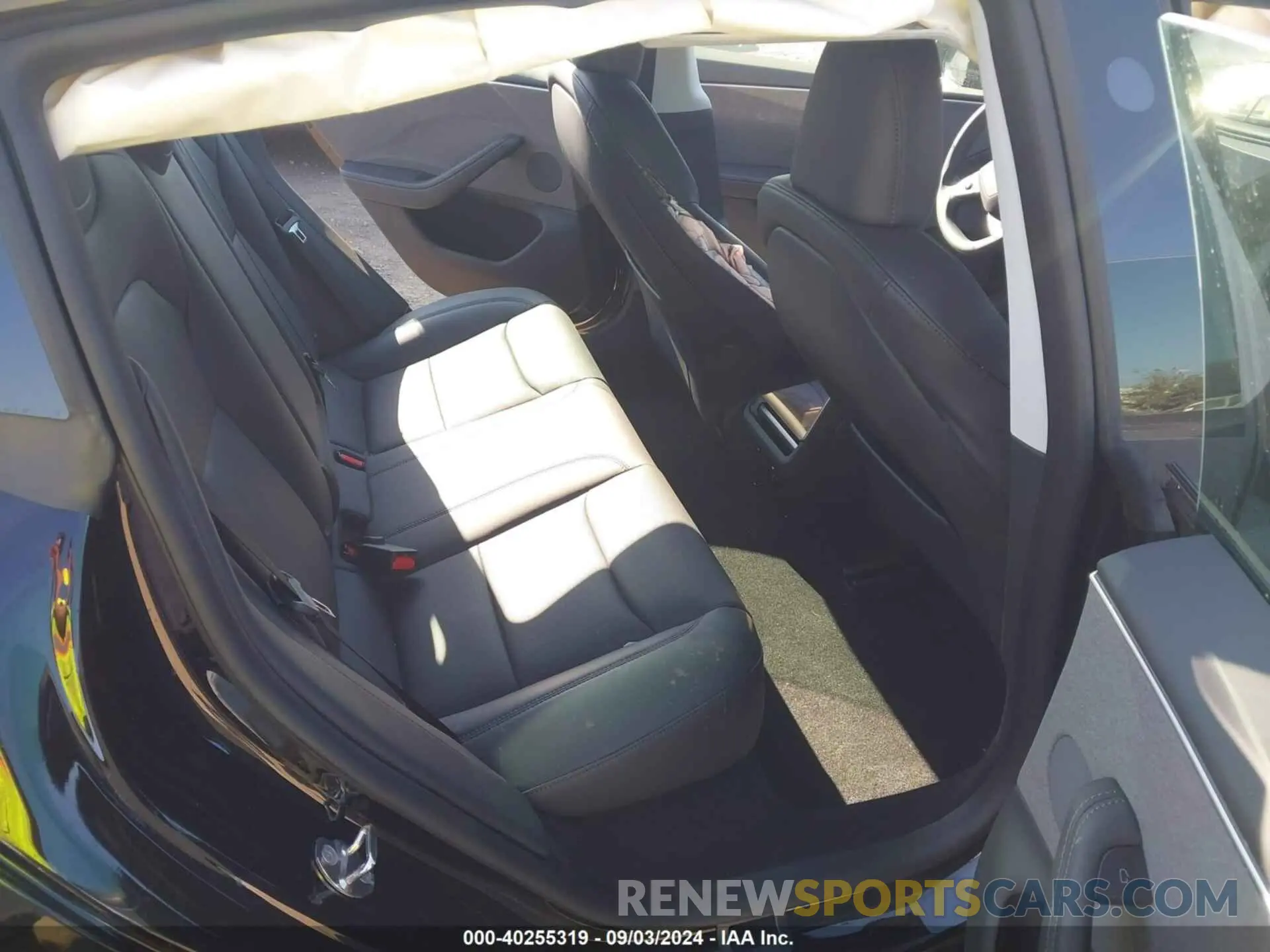 8 fotografías del automóvil dañado 5YJ3E1EA6RF739913 TESLA MODEL 3 2024