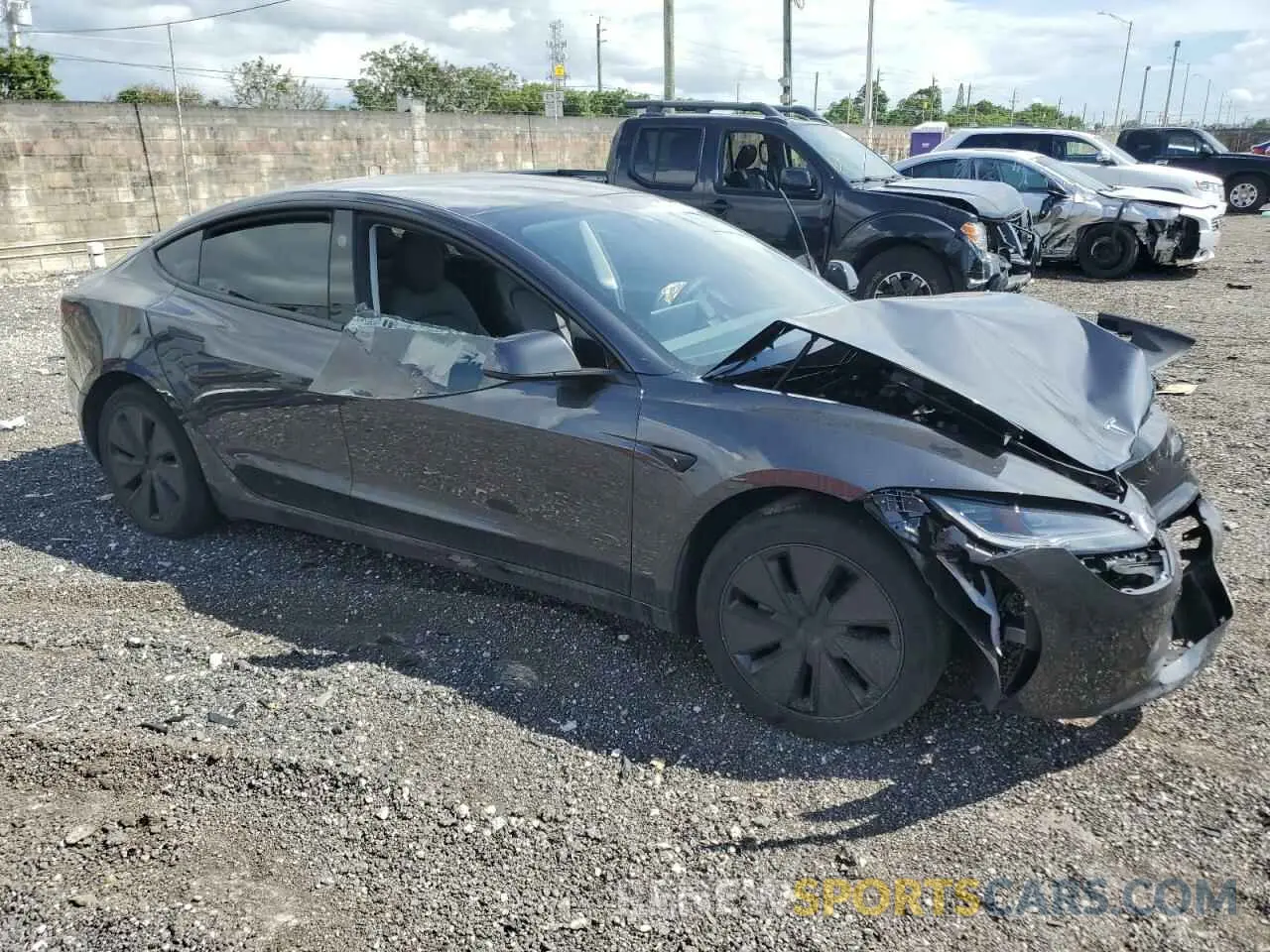 4 fotografías del automóvil dañado 5YJ3E1EA6RF740818 TESLA MODEL 3 2024