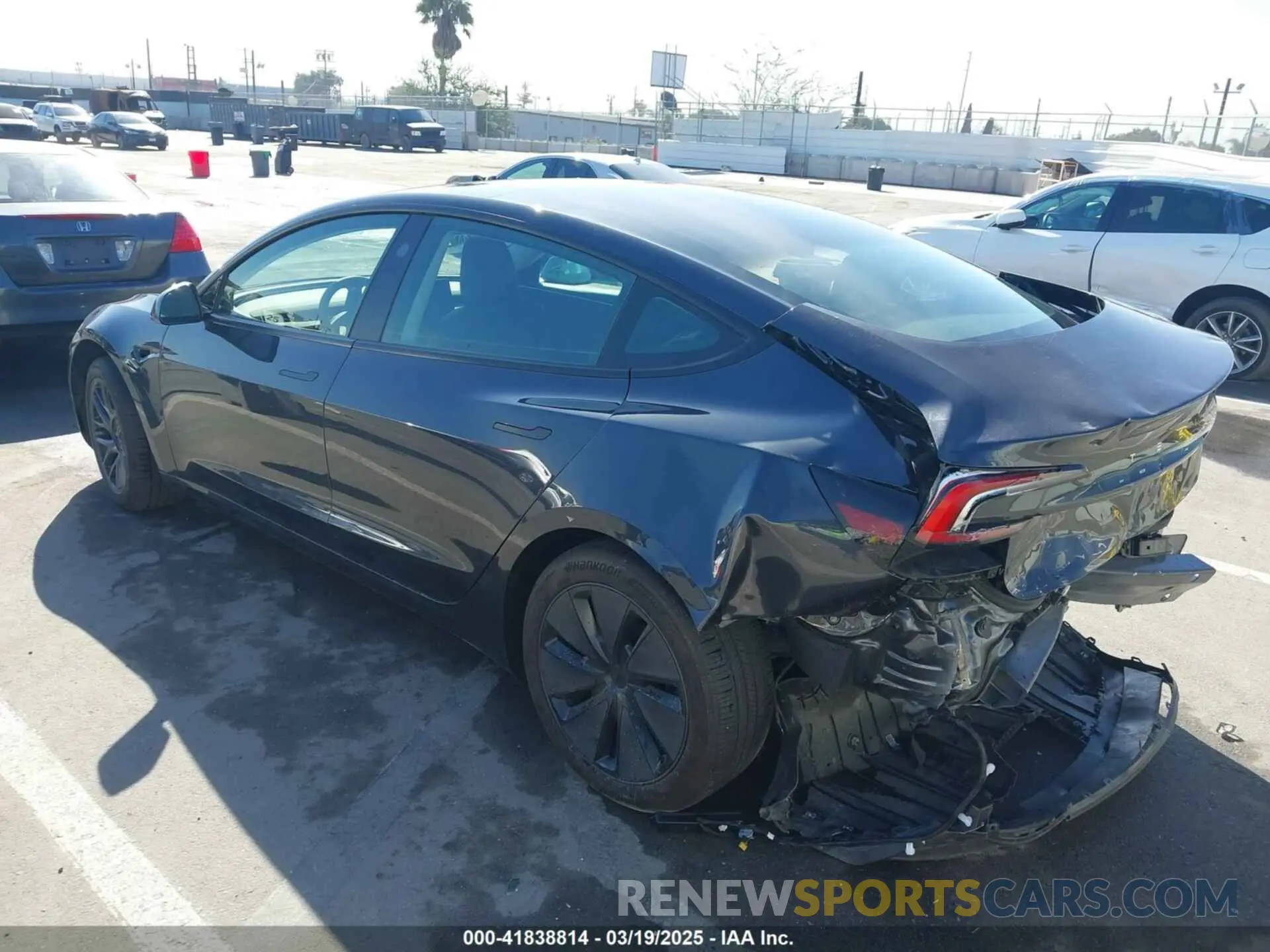 3 fotografías del automóvil dañado 5YJ3E1EA7RF717855 TESLA MODEL 3 2024