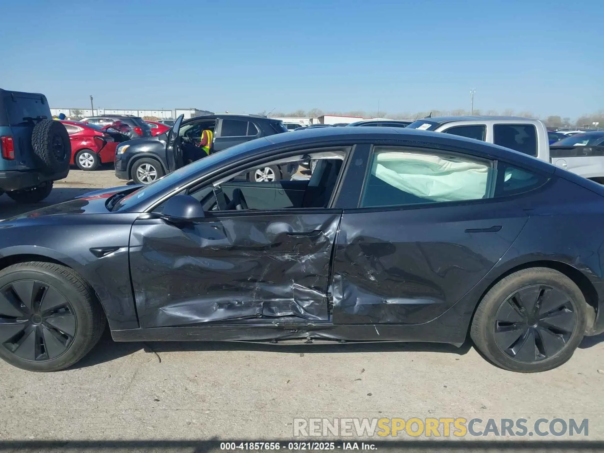 13 fotografías del automóvil dañado 5YJ3E1EA7RF721467 TESLA MODEL 3 2024