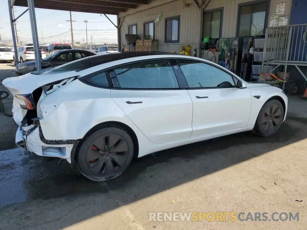 3 fotografías del automóvil dañado 5YJ3E1EA7RF738124 TESLA MODEL 3 2024