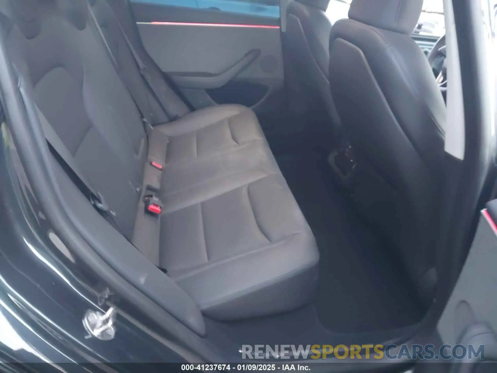 8 fotografías del automóvil dañado 5YJ3E1EA7RF742352 TESLA MODEL 3 2024
