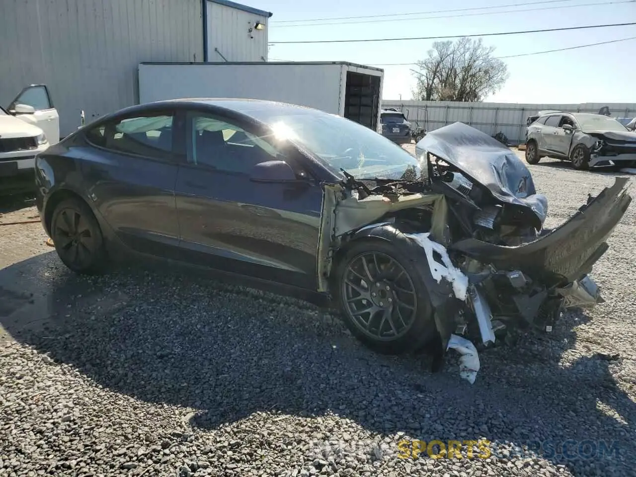 4 fotografías del automóvil dañado 5YJ3E1EA7RF743100 TESLA MODEL 3 2024