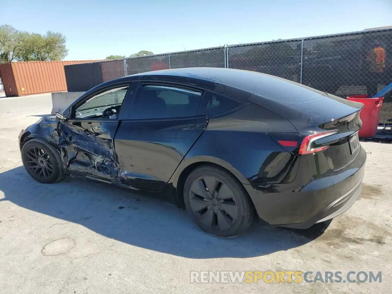 2 fotografías del automóvil dañado 5YJ3E1EA7RF747485 TESLA MODEL 3 2024